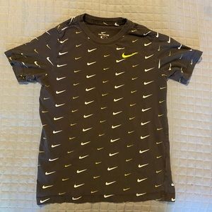 Nike swoosh tee